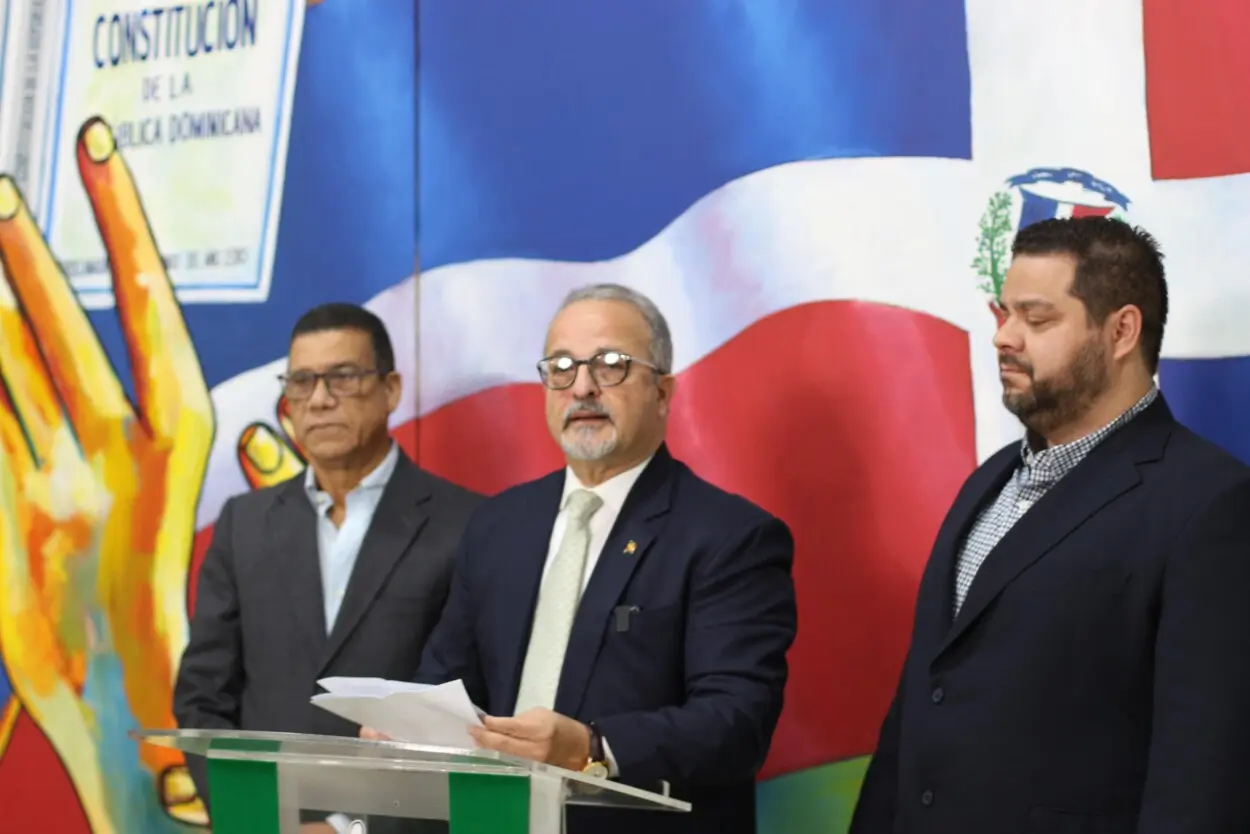 Fuerza del Pueblo dice Seguridad Social va en retrocesos
