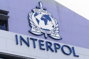 Autoridades apresan 4 dominicanos buscados por Interpol