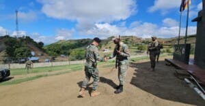 Jefe del Ejército supervisa despliegue de 800 soldados en la frontera por seguridad nacional