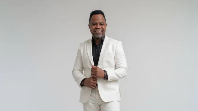 Wisho Romero eleva ‘La Vara Alta’ con su nuevo lanzamiento en salsa