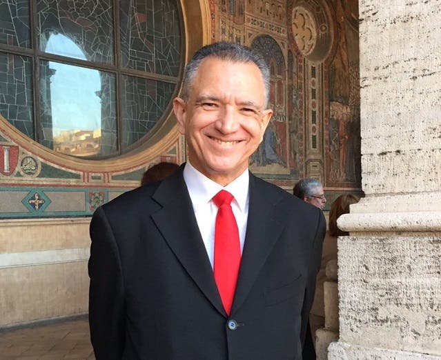 Grimaldi: Con nuevo papa no habrá cambio en Iglesia; atribuye rápida elección a Parolin