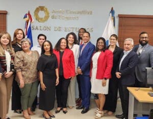 Superintendente de Seguros exige igualdad de género para progreso nacional