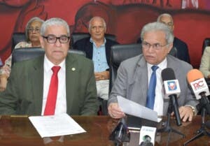El CMD denuncia que médicos cancelados aún no han sido reintegrados por el Gabinete de Salud