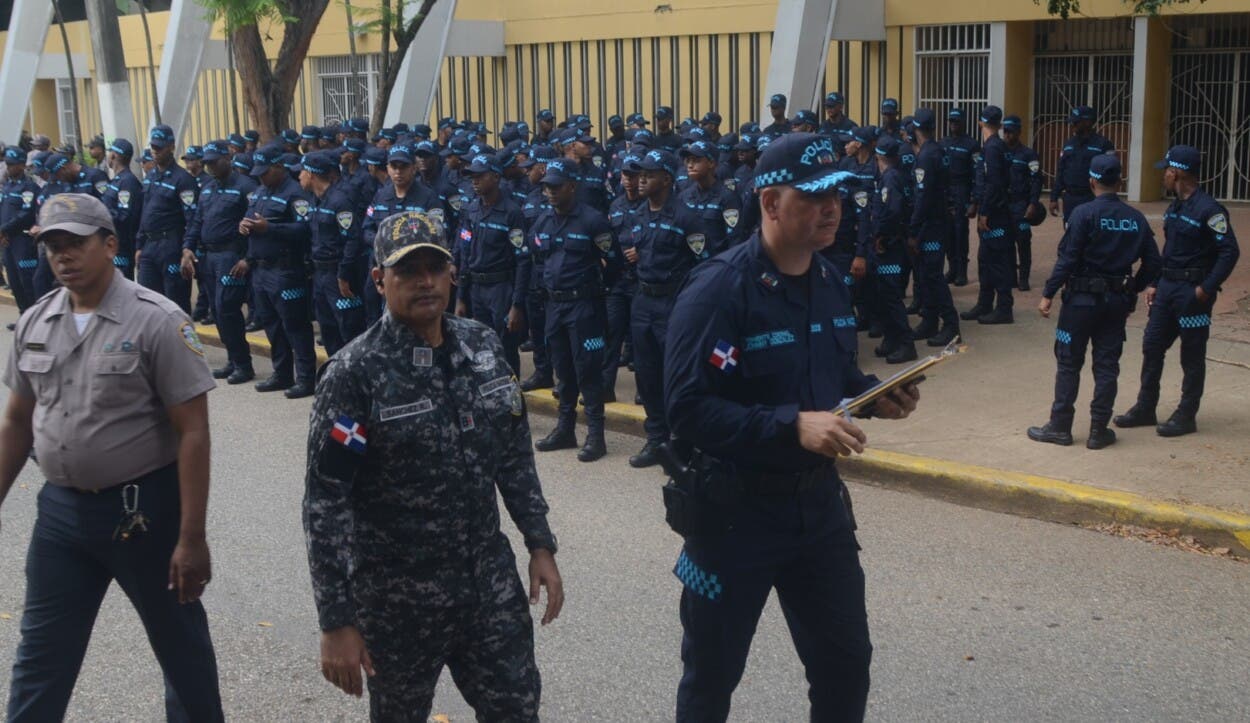 Policía Nacional inicia patrullaje con 1,150 agentes bajo nuevo protocolo