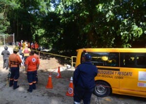 Amplían búsqueda de niña Yuleidy Serrano Santana arrastrada por una cañada en Villa Mella