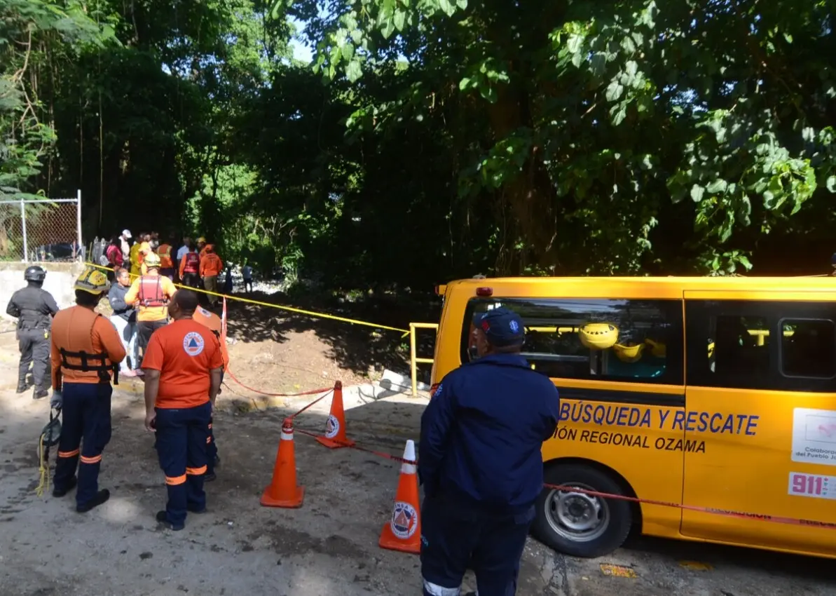 Amplían búsqueda de niña Yuleidy Serrano Santana arrastrada por una cañada en Villa Mella