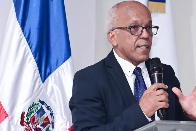 Lanzan obra sobre la juventud crítica del siglo XXI