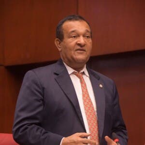 Marte denuncia empresas adquieren motos para traficar haitianos