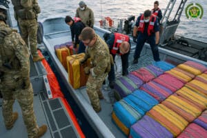 Colombia, RD y el FBI incautan más de 3.5 toneladas de cocaína cerca de Aruba