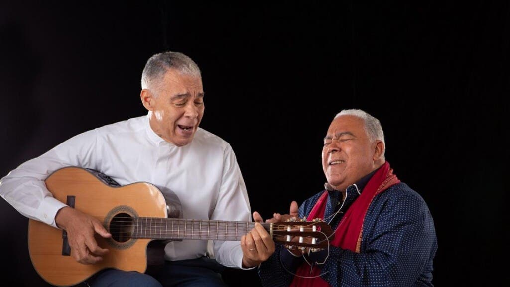 Cheo Zorilla, componiendo otras canciones similares que serán interpretadas por su gran amigo, el cantante Danny Rivera.