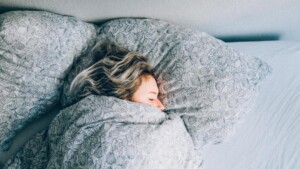 Dormir bien: clave para mantener una buena salud física y mental