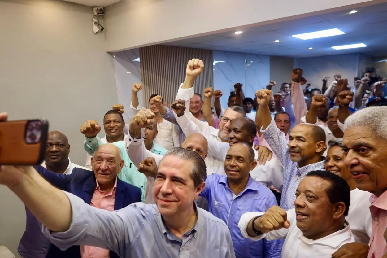 Francisco Javier García: Firme en su camino hacia la Presidencia 2028
