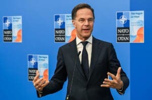 Irán rechaza el elogio de OTAN tras ataque a sus instalaciones nucleares