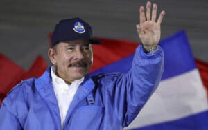 La doble nacionalidad y el derecho a mantener las raíces históricas
