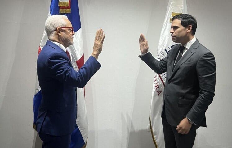 José Antonio Aybar asume Espectáculos Públicos y Radiofonía con enfoque en ética y formación