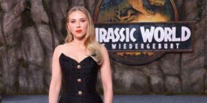 Scarlett Johansson brilla como líder en ‘Jurassic World: El Renacer’