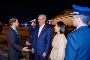 Abinader arriba a Brasil para cerrar su gira