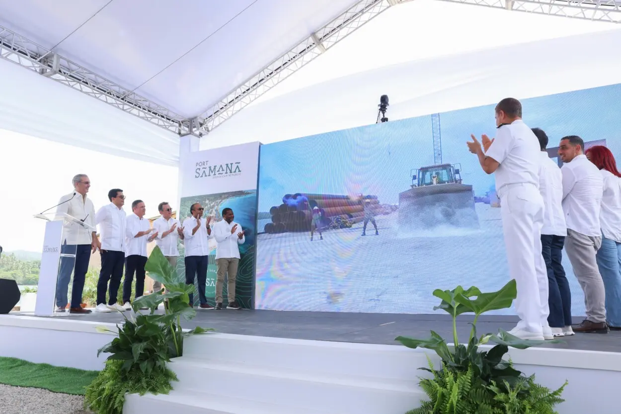 Abinader deja iniciados los trabajos del Puerto Turístico «Samaná Port»