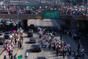 Karen Bass: “Retrato de caos en Los Ángeles es mentira”
