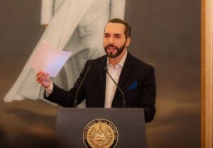 El temor como herramienta de poder en regímenes autoritarios