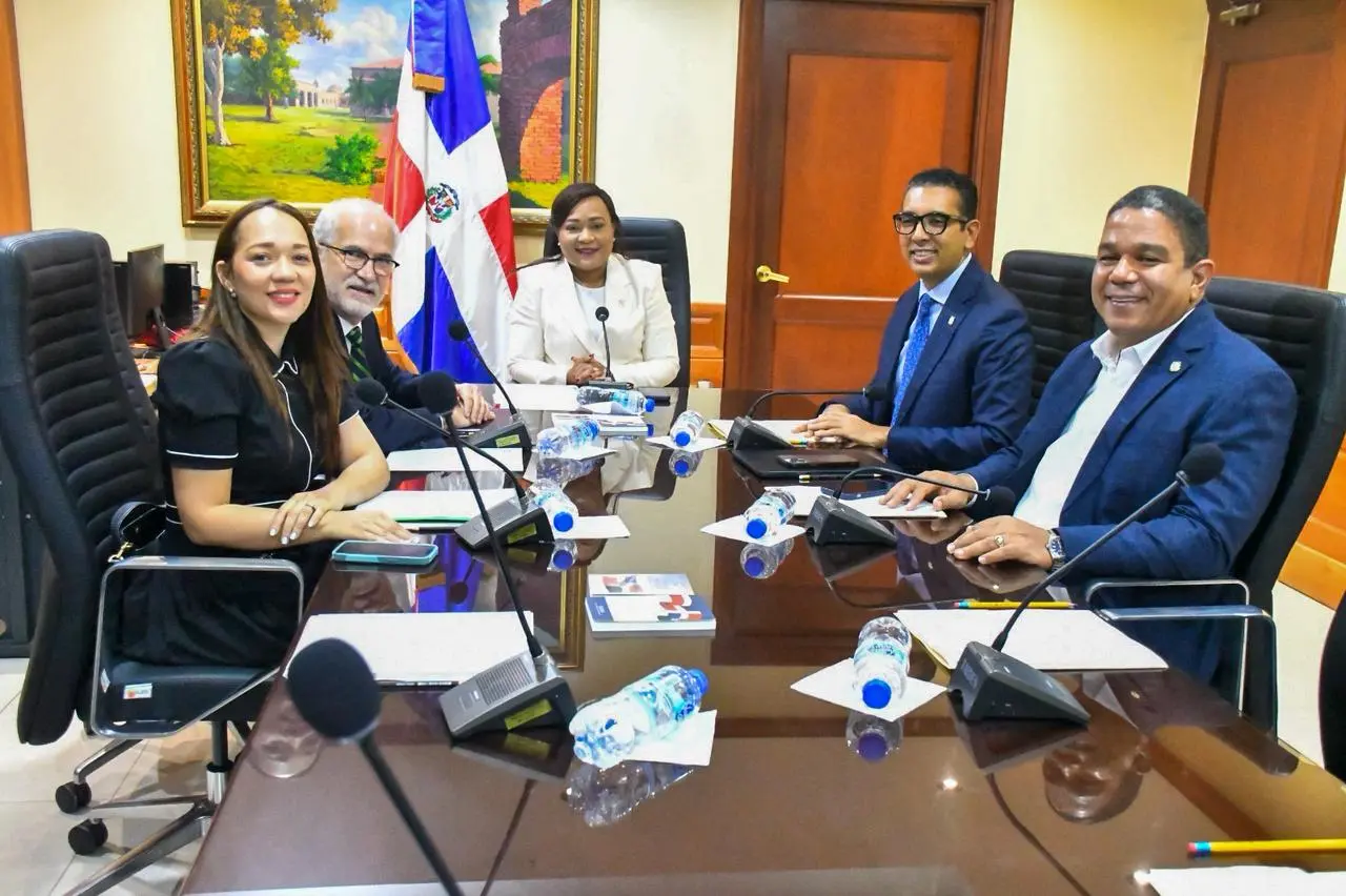 PC lleva observaciones a comisión sobre libertad de expresión