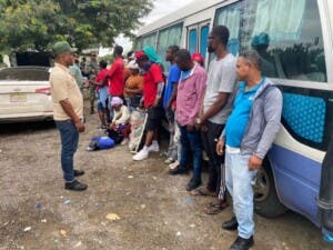 Capturan 1,738 haitianos sin papeles en redada nacional, según Migración