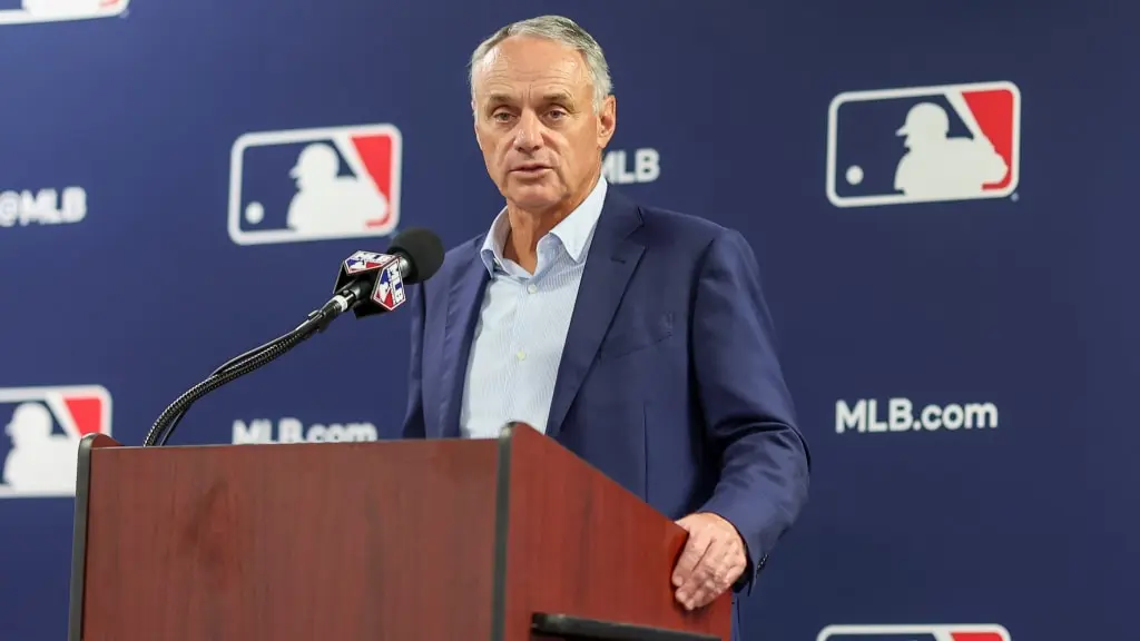 Rob Manfred anuncia cambios en MLB