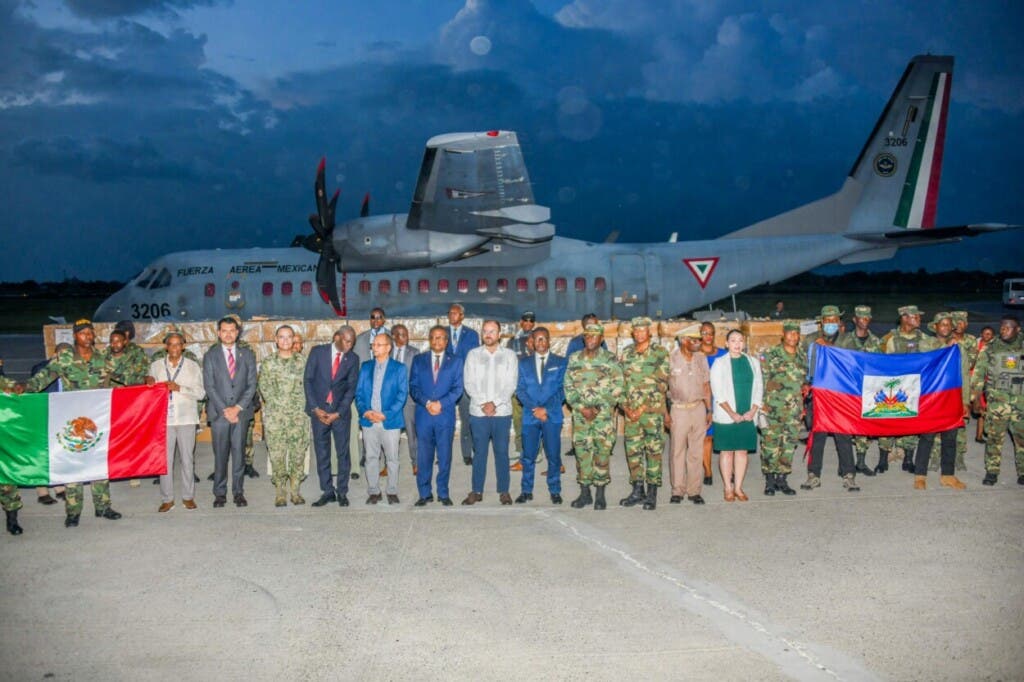 México capacita a más de 900 haitianos en seguridad y solidaridad