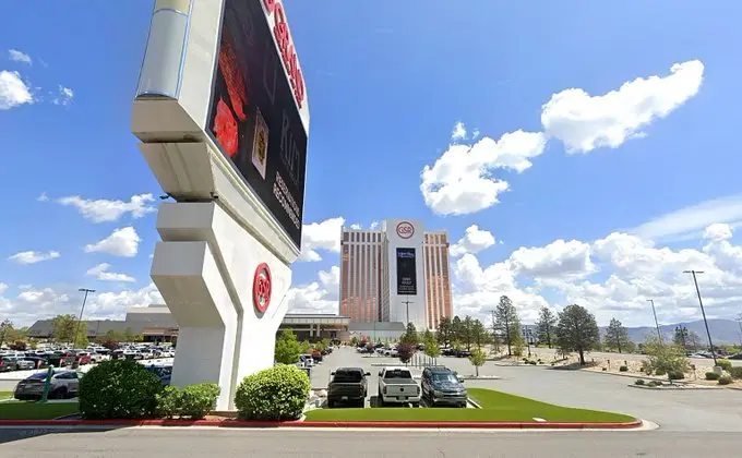 Al menos dos muertos y tres heridos por el tiroteo frente a un casino en Nevada