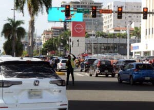 Intrant y Digesett: ¿Por qué persisten los agentes en semáforos?