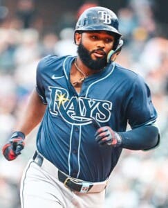 Caminero celebra titularidad en All Star con jonrón
