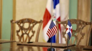 Embajada de EE. UU. aplaude progresos en contratación y lucha contra la trata
