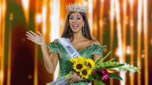 Lina Luaces, hija de Lili Estefan, es coronada Miss Universo Cuba 2025