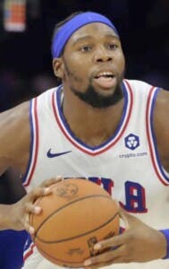 Knicks fichan Yabusele por 12 millones dólare