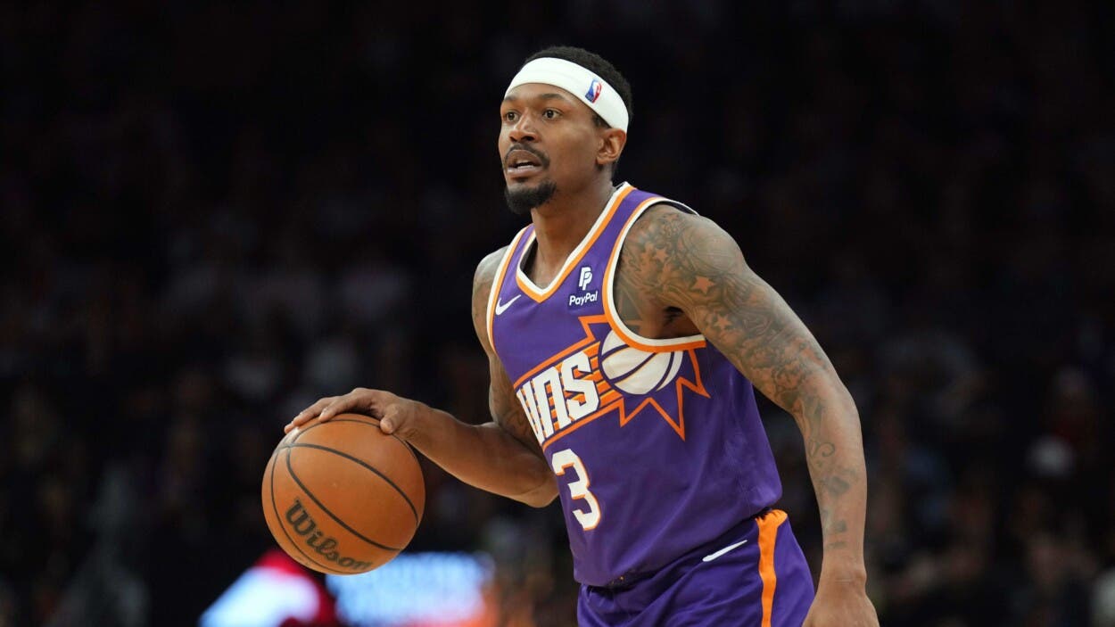 Suns y Beal negocian rescisión de contrato