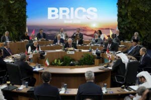 Los BRICS evitan el choque frontal con Trump y arropan a Putin ante los ataques de Ucrania