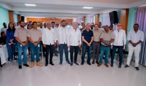 Productores de Azua recibirán más de RD$32 millones para tecnificar sus predios agrícolas