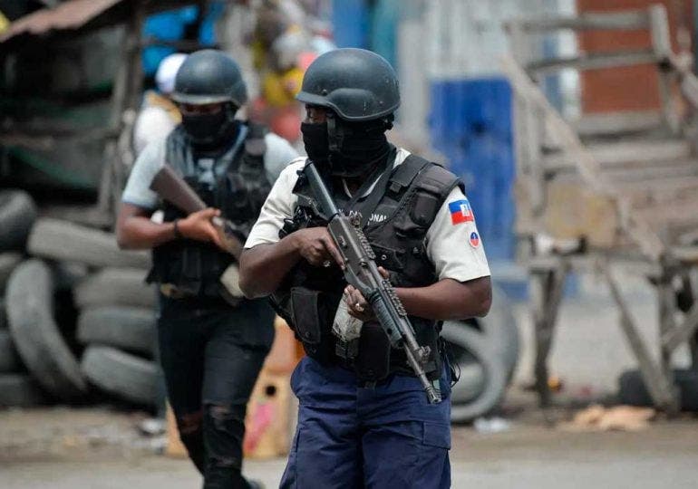 Tres policías murieron emboscados por bandas armadas en la localidad de Liancourt