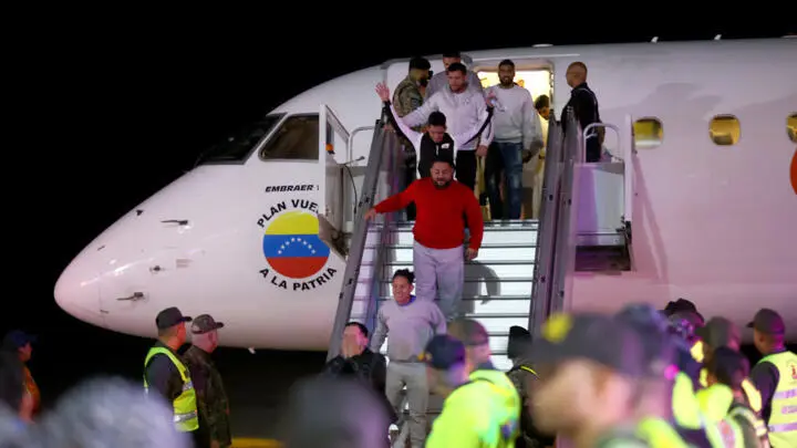 Más de 200 migrantes venezolanos regresan desde Honduras