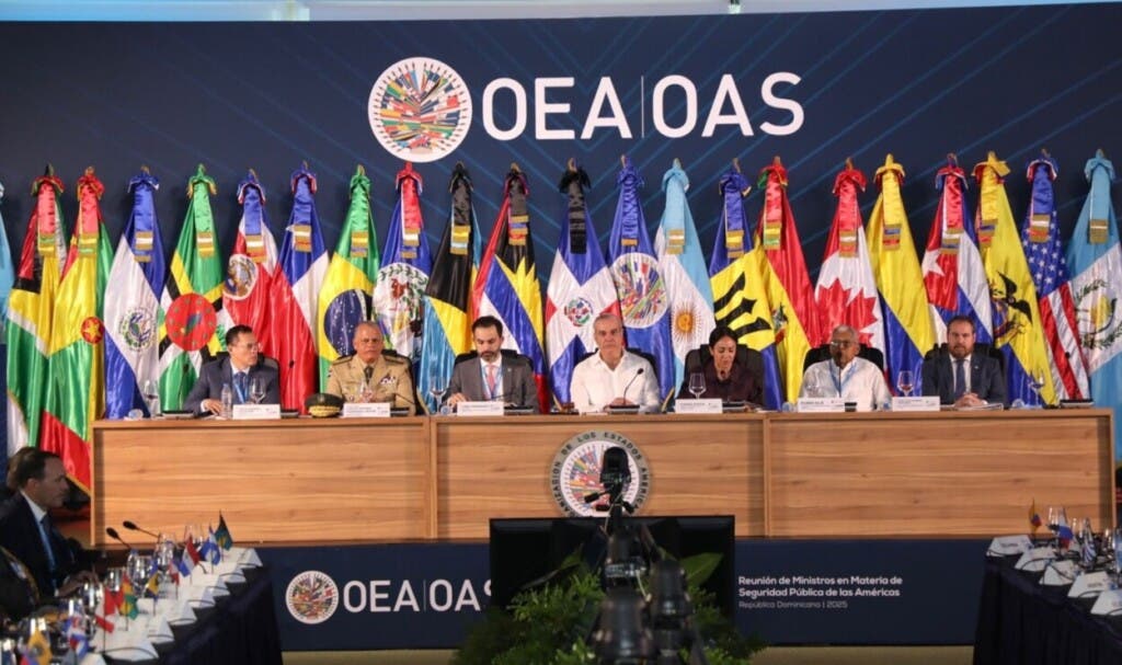 Vista plenaria de la Octava Reunión de Ministros de Seguridad Pública de las Américas, iniciado hoy en el Centro de Convención Utesa, en Santiago; con la asistencia del presidente Luis Abinader./Foto Javier Balbuena