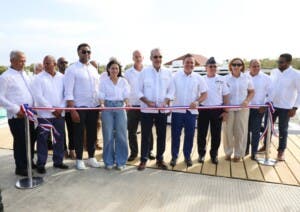Abinader entrega obras y abre Juegos Fronterizos en Montecristi