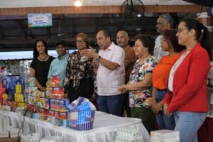 Club Los Prados entrega donación significativa a Enriquillo en Fiestas Patronales 2025
