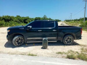 Impactante asalto armado a joyería en Bávaro: Ingeniero secuestrado y despojado de dinero