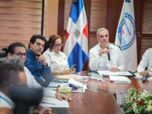 Luis Abinader resalta avances de Inapa en saneamiento y agua en Santiago