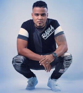 DJ Alexis firma contrato global por USD 150 mil con The Royalty Network