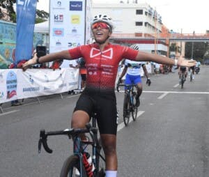 Flor Espiritusanto Campeona de ciclismo