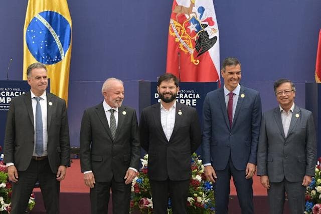 Gobernantes con democracia