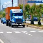 INTRANT aprieta: transporte de carga solo por la derecha