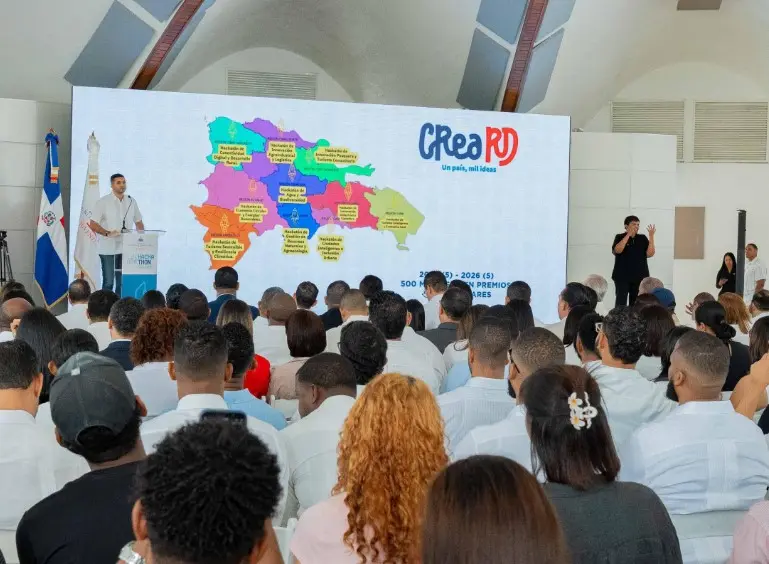 Nace CREA RD: jóvenes crean soluciones para ciudades inteligentes y sostenibles