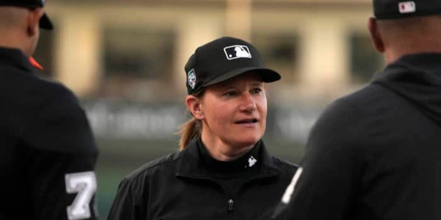 Jen Pawol: la primera mujer en arbitrar en las Grandes Ligas de Béisbol
